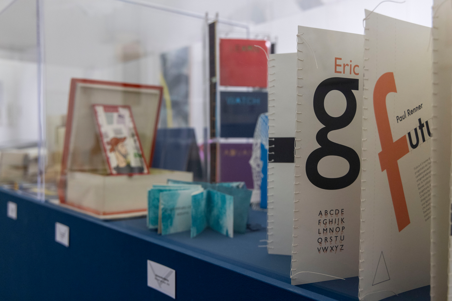 Expo-Camera-Book-2-Ehxibition-Show-2023-12